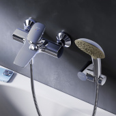 AM.PM Spirit 2.0 Смеситель для ванны и душа c душевым набором F70A15000 от интернет-магазина Purezza 